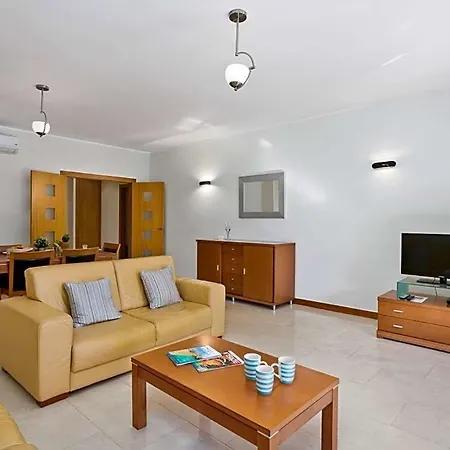 빌라 Sleeps 4 With Pool Air Con And Wifi *