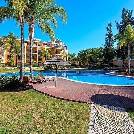 Sleeps 4 With Pool Air Con And Wifi 빌라