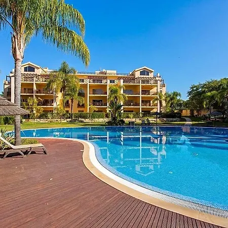 Sleeps 4 With Pool Air Con And Wifi 빌라 빌라모라